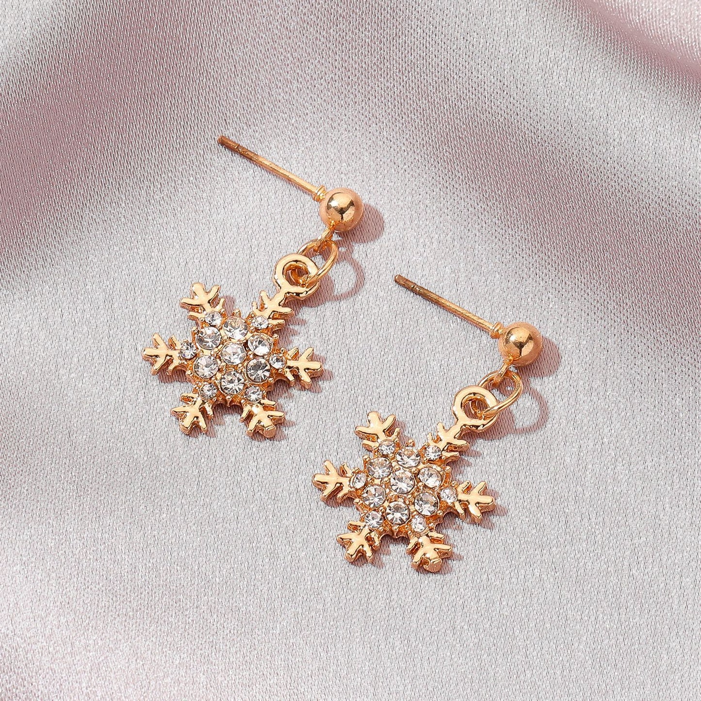 Christmas Feminine Micro-inlaid Zircon Snowflake Earrings